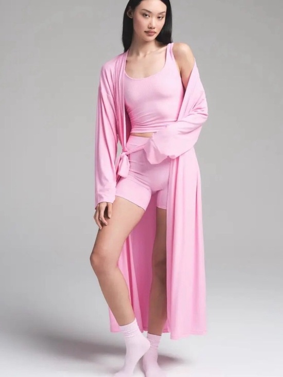 SKIMS Other - ISO Skims soft lounge long robe bubblegum/onyx